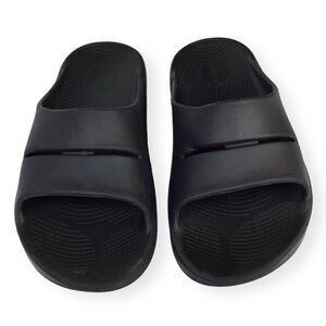 OOFOS OOAhh Slide Sandal in Black Size 14.
